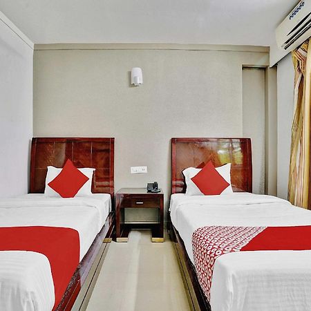 Hotel O Aec Residency Mararikulam Exterior foto
