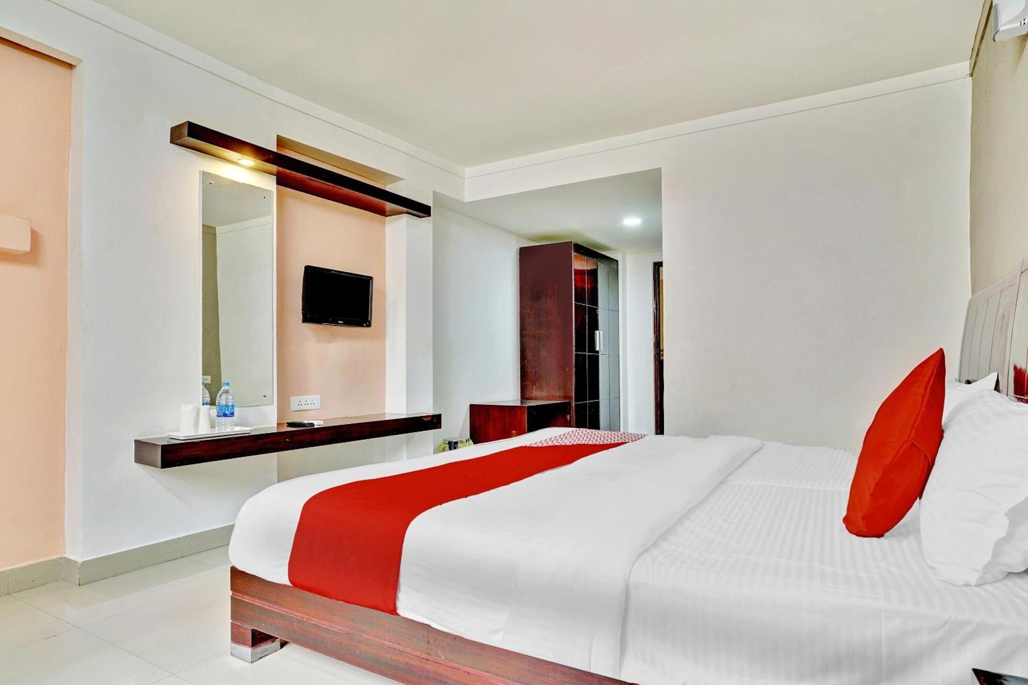 Hotel O Aec Residency Mararikulam Exterior foto